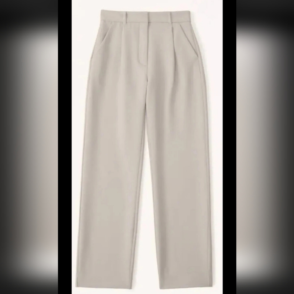 Abercrombie & Fitch SEALED! NWT! Tailored Relaxed Straight Pant. Sz 32 Short.
